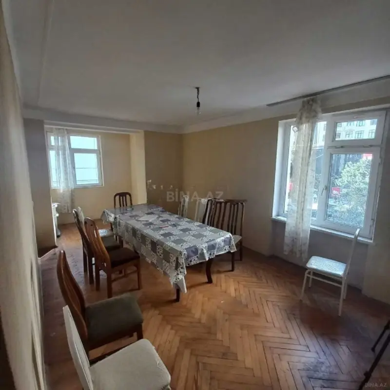 Satılır 1 otaqlı mənzil 35 m²