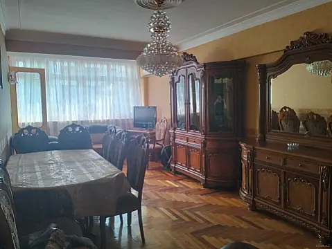 Kirayə verilir 2 otaqlı mənzil 60 m² — Bakı 2 otaq 60.00 m²
