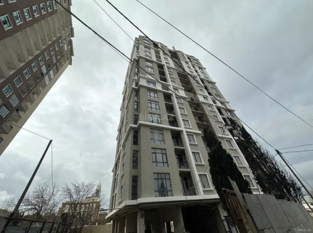 Satılır 2 otaqlı mənzil 80.2 m²