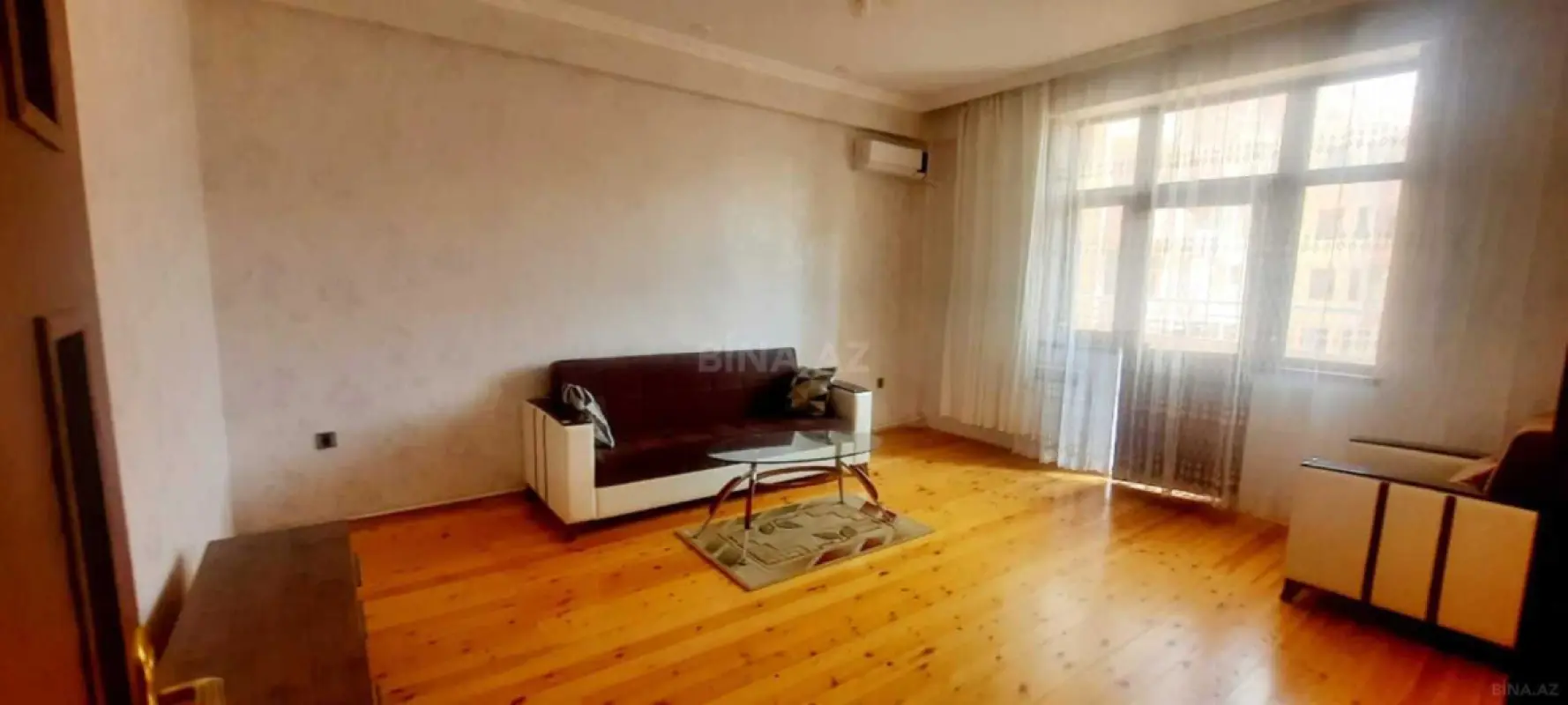 Kirayə verilir 2 otaqlı mənzil 75 m²