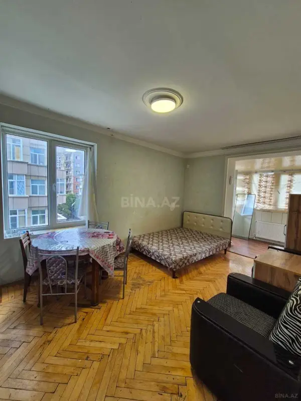 Satılır 1 otaqlı mənzil 35 m²