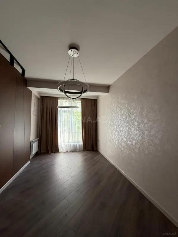 Kirayə verilir 2 otaqlı mənzil 62 m²
