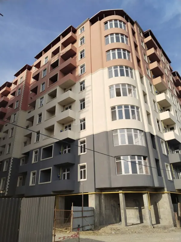 Satılır 2 otaqlı mənzil 73.2 m²