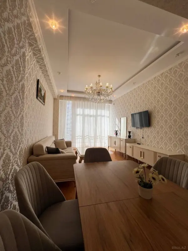 Kirayə verilir 3 otaqlı mənzil 110 m²
