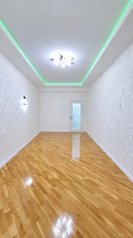 Satılır 3 otaqlı mənzil 98.8 m²
