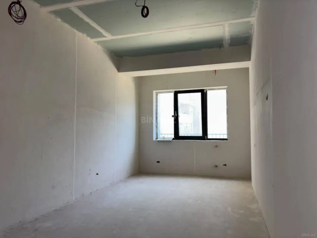 Satılır 3 otaqlı mənzil 170 m²