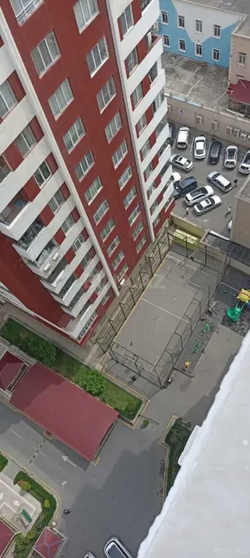 Satılır 2 otaqlı mənzil 69 m²