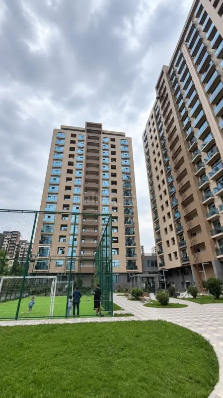 Satılır 2 otaqlı mənzil 59 m²