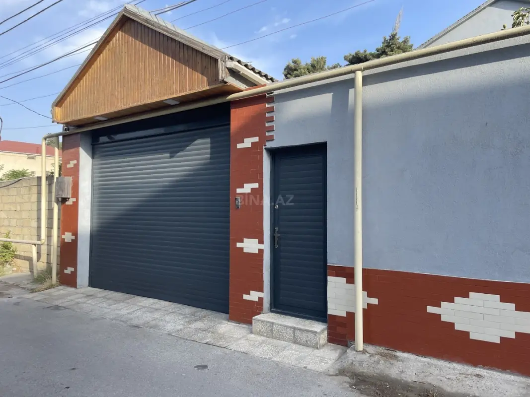 Satılır 5 otaqlı həyət evi 200 m²