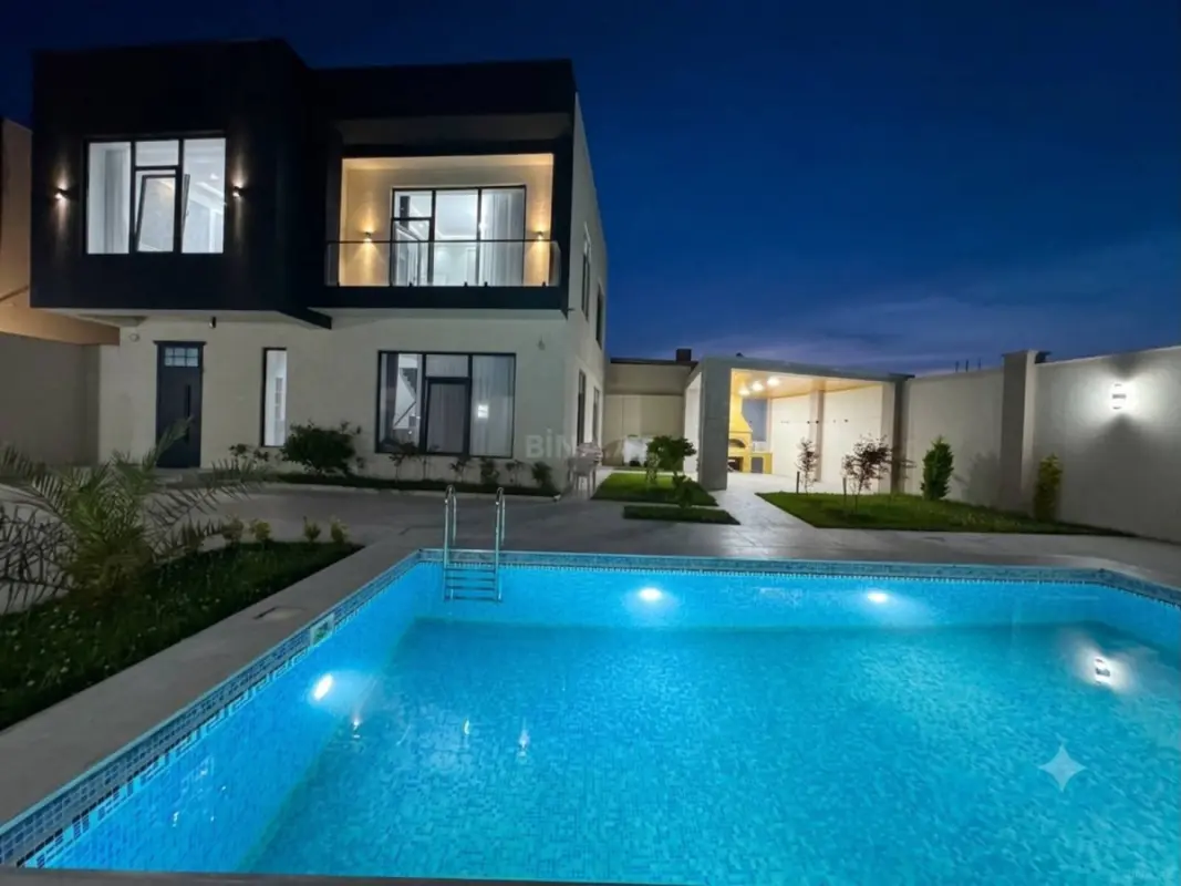 Satılır 5 otaqlı həyət evi 201 m²