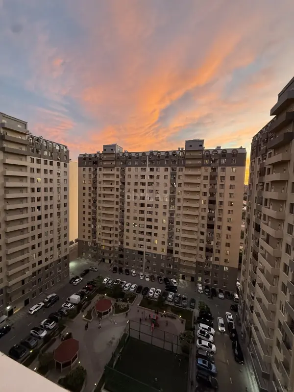 Satılır 2 otaqlı mənzil 51 m²