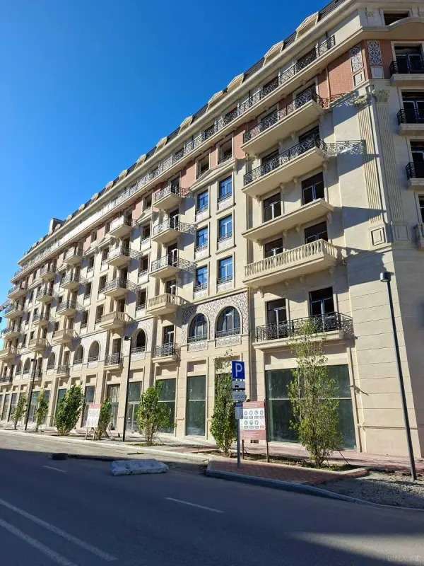 Satılır 3 otaqlı mənzil 98 m²