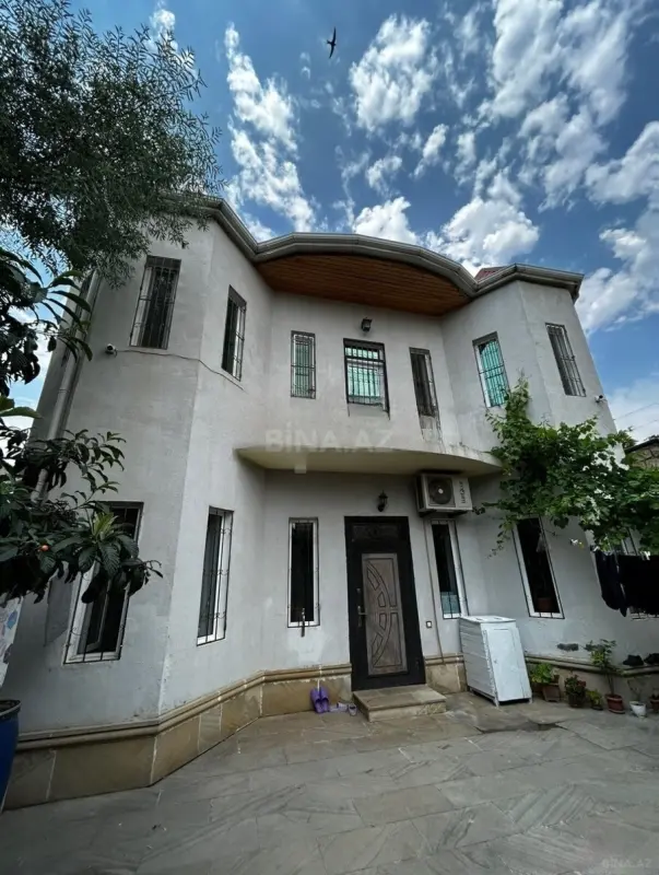 Kirayə verilir 5 otaqlı həyət evi 218 m²