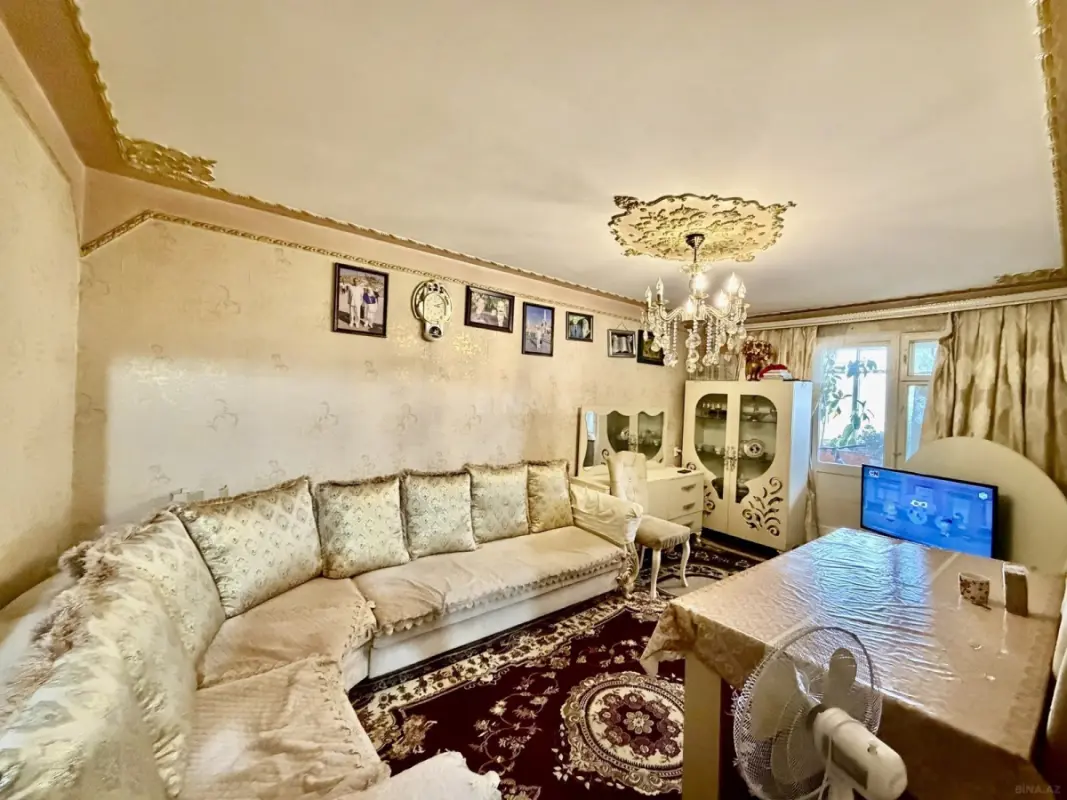 Satılır 4 otaqlı mənzil 90 m²