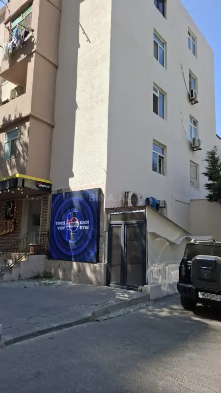 Satılır obyekt 47 m²