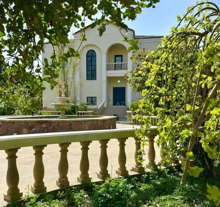 Kirayə verilir 5 otaqlı həyət evi 450 m²