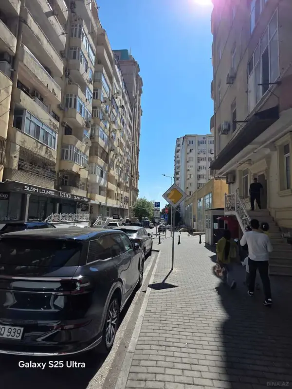 Satılır obyekt 90 m²