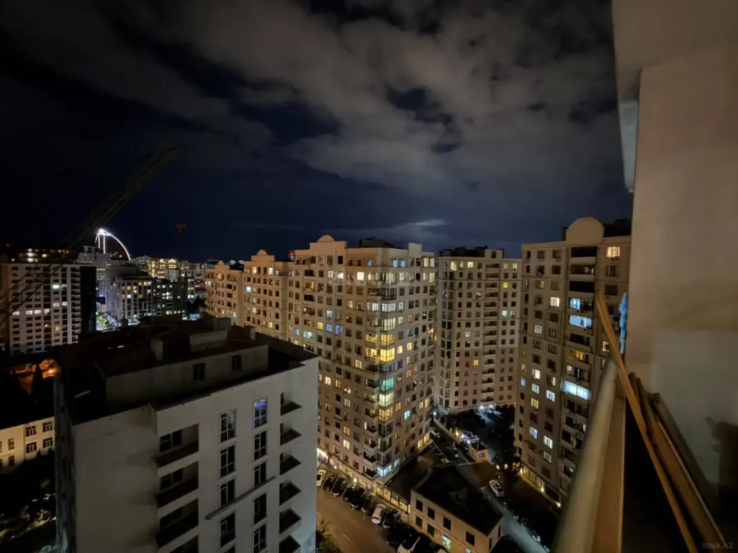 Kirayə verilir 3 otaqlı mənzil 153 m²