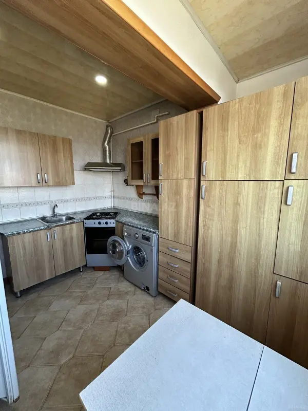 Satılır 3 otaqlı mənzil 78 m²