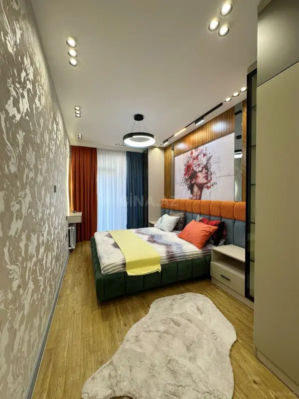 Kirayə verilir 2 otaqlı mənzil 65 m²