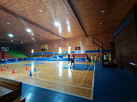 Kirayə verilir obyekt 1320 m² — Xırdalan, Abşeron 1320.00 m²