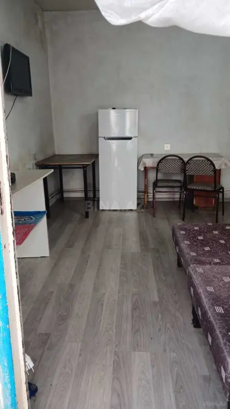 Kirayə verilir 1 otaqlı həyət evi 18 m²