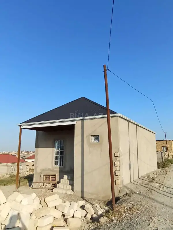 Satılır 2 otaqlı həyət evi 80 m²