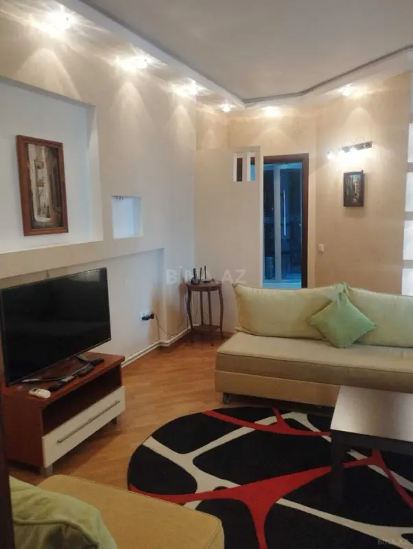 Kirayə verilir 3 otaqlı mənzil 81 m²