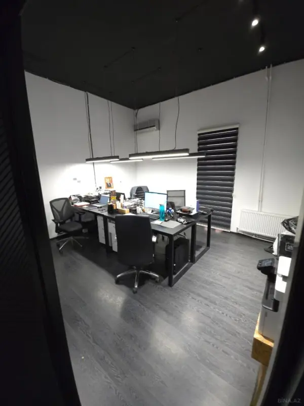 Kirayə verilir 7 otaqlı ofis 260 m²