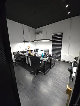 Kirayə verilir 7 otaqlı ofis 260 m² — Bakı 7 otaq 260.00 m²