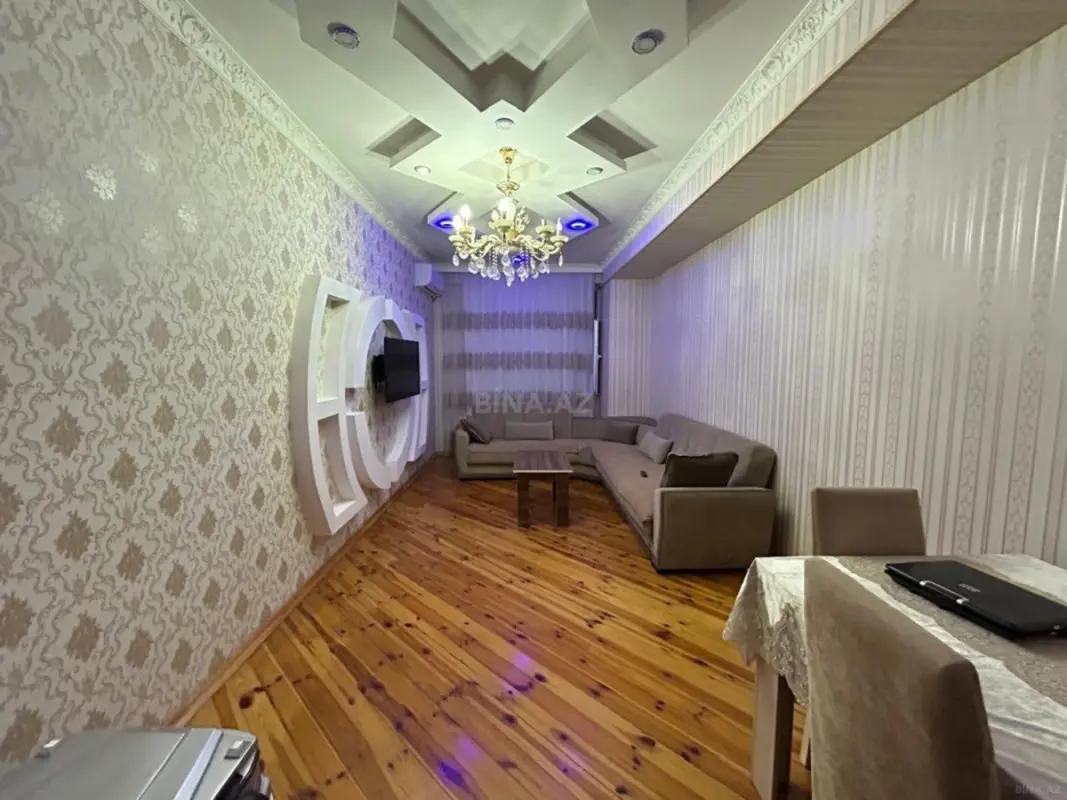 Satılır 3 otaqlı mənzil 110 m²
