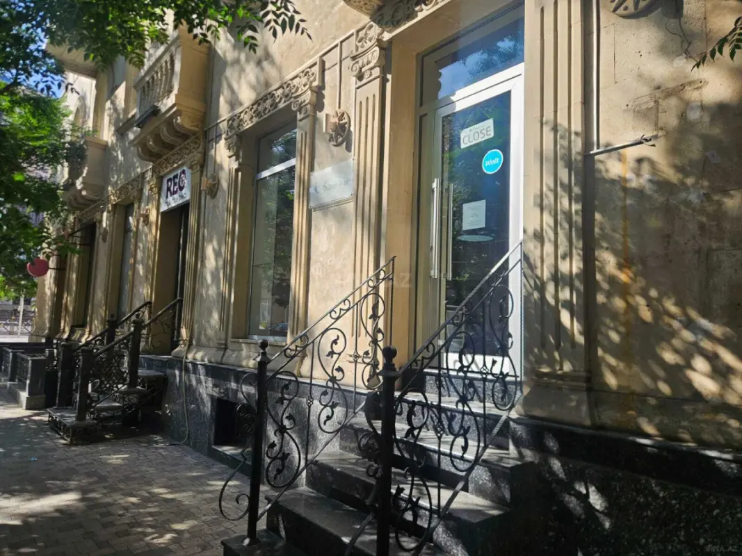Kirayə verilir 2 otaqlı ofis 60 m²