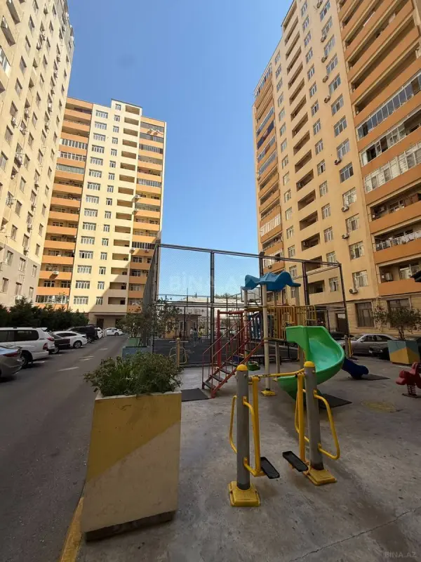 Satılır 2 otaqlı mənzil 95 m²