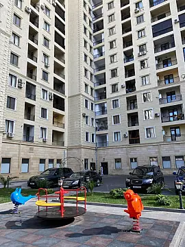 Kirayə verilir 2 otaqlı mənzil 99 m² — Bakı, Nərimanov 2 otaq 99.00 m²
