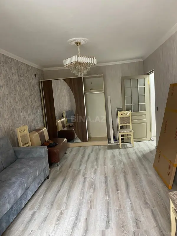 Kirayə verilir 2 otaqlı mənzil 50 m²