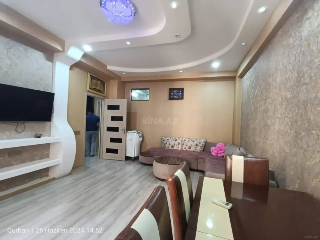 Kirayə verilir 2 otaqlı mənzil 68 m²