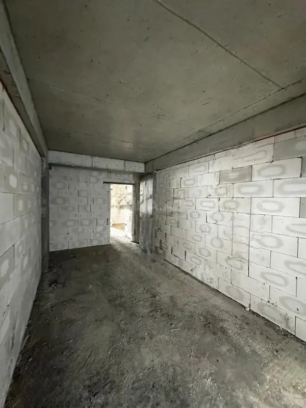 Satılır 3 otaqlı mənzil 126 m²