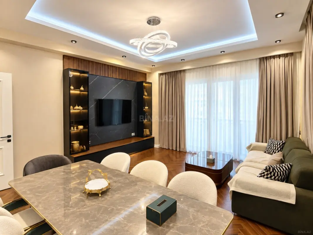Kirayə verilir 3 otaqlı mənzil 126 m²
