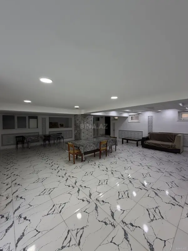 Kirayə verilir 2 otaqlı həyət evi 200 m²