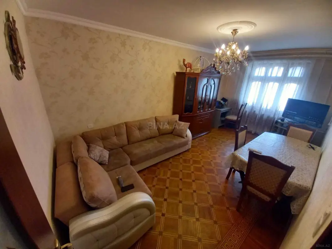Satılır 4 otaqlı mənzil 100 m²