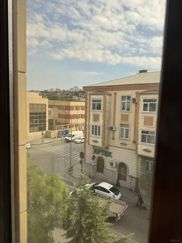 Kirayə verilir 2 otaqlı mənzil 58 m²