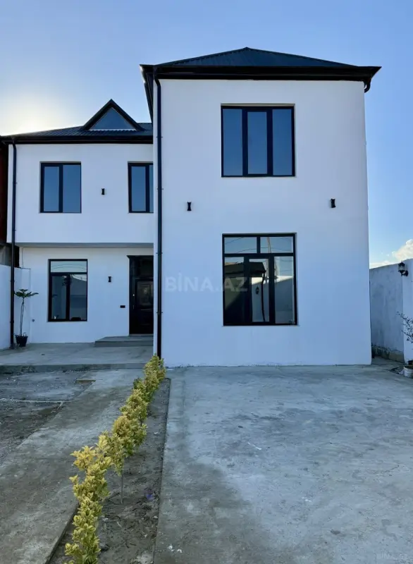 Satılır 4 otaqlı həyət evi 135 m²