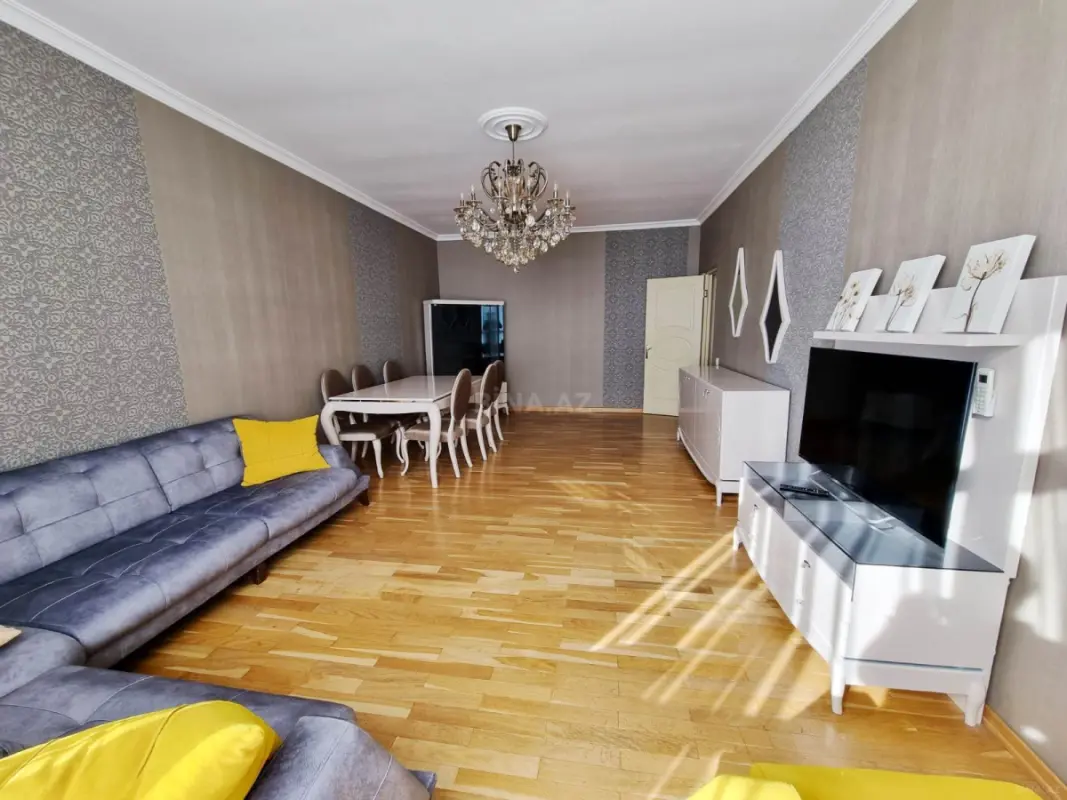 Kirayə verilir 2 otaqlı mənzil 96 m²
