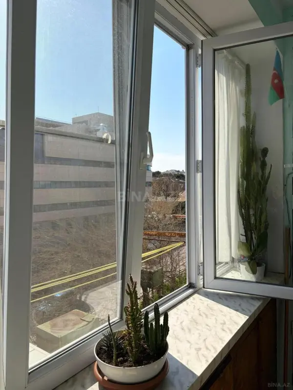 Satılır 2 otaqlı mənzil 58 m²