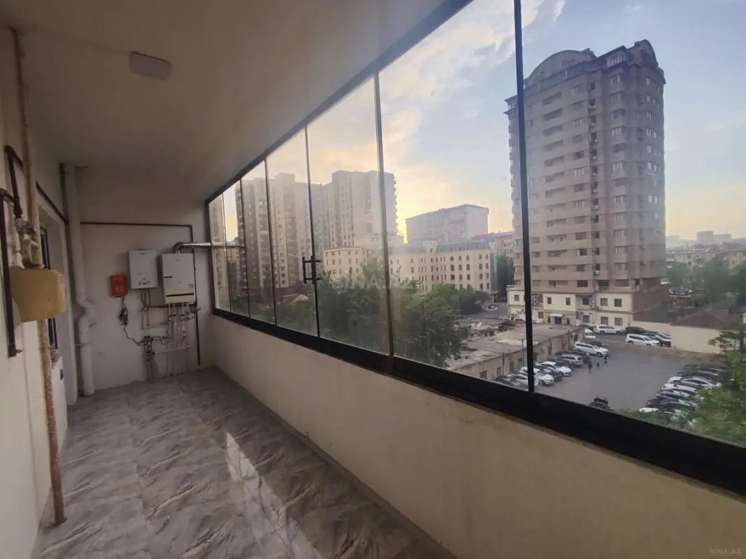 Kirayə verilir 3 otaqlı mənzil 115 m²