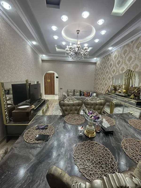 Satılır 2 otaqlı mənzil 65 m²