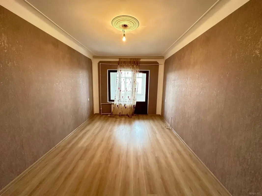 Satılır 3 otaqlı mənzil 90 m²