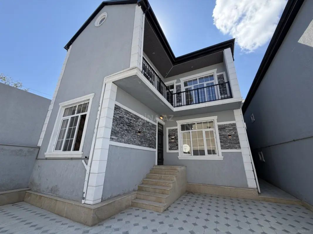 Satılır 5 otaqlı həyət evi 180 m²