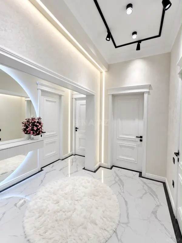 Satılır 3 otaqlı mənzil 105 m²