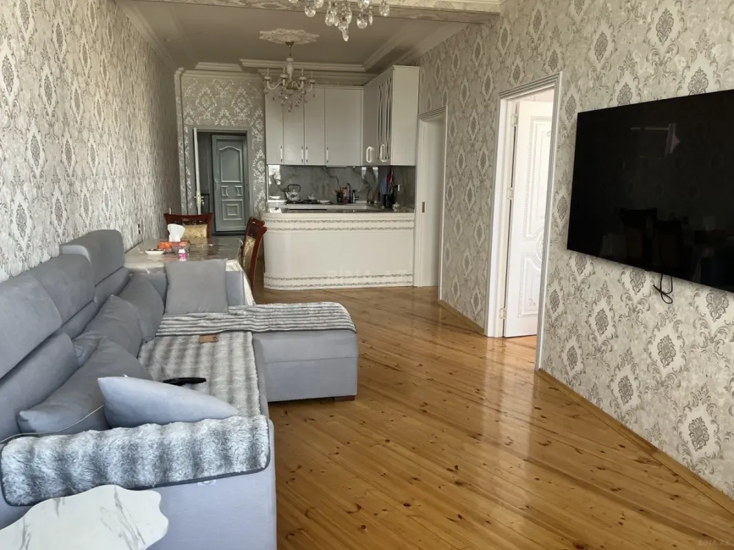 Satılır 3 otaqlı mənzil 84 m²